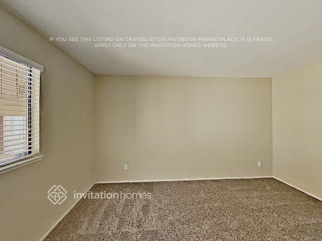 Building Photo - 7015 Calexico Ln