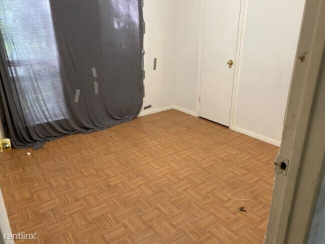 Building Photo - 3 br, 2 bath House - 1003 Waverly