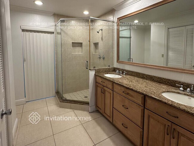 Building Photo - 17602 Bridle Ln