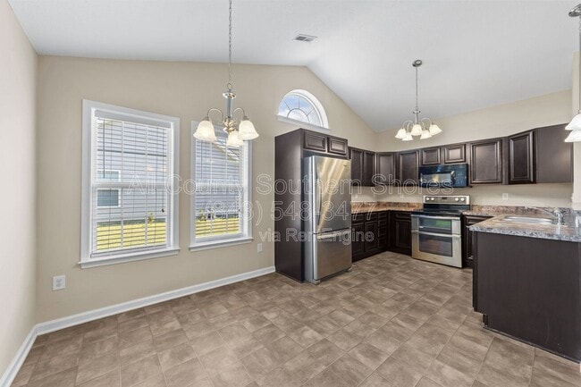 Building Photo - 240 Ackerman Dr