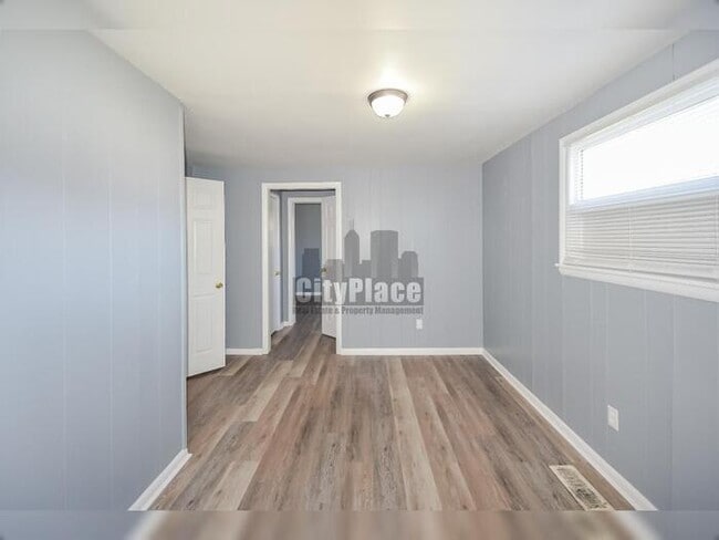 Building Photo - 5344 Fletcher Ave