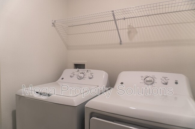 Building Photo - 10516 Sage Canyon Dr.