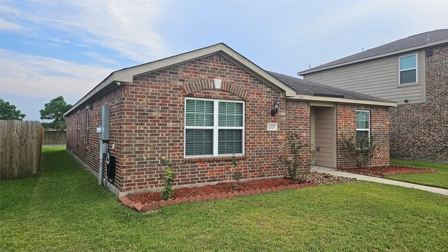 Building Photo - 12025 Windage Dr