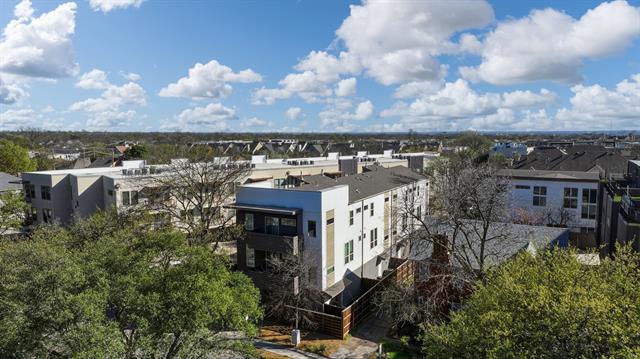 Building Photo - 5734 Oram St