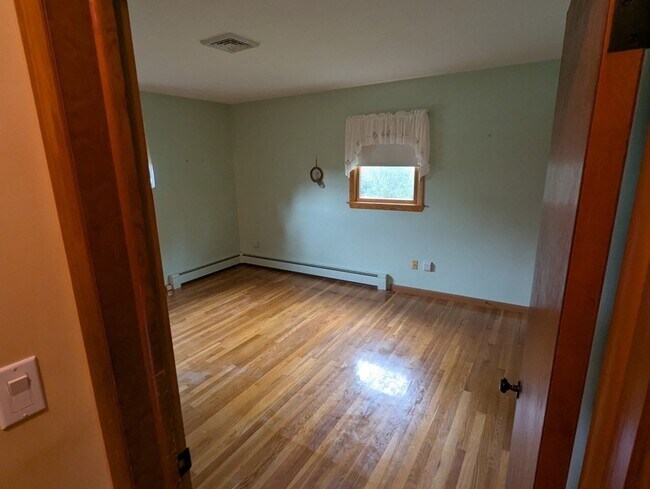 Building Photo - 29 Ridgecrest Rd