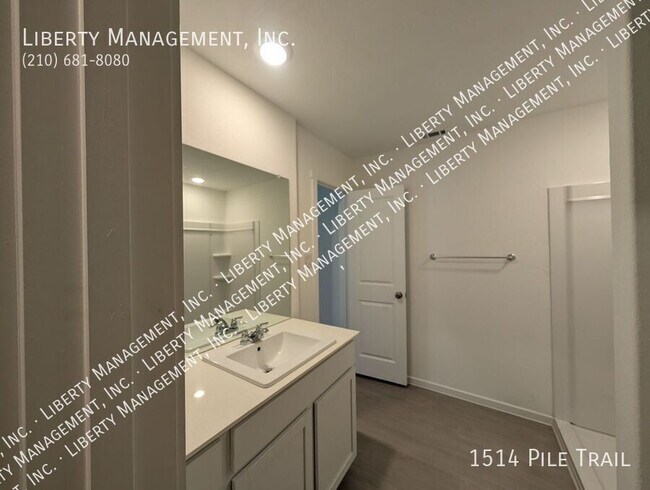 Building Photo - 1514 Pile Trl