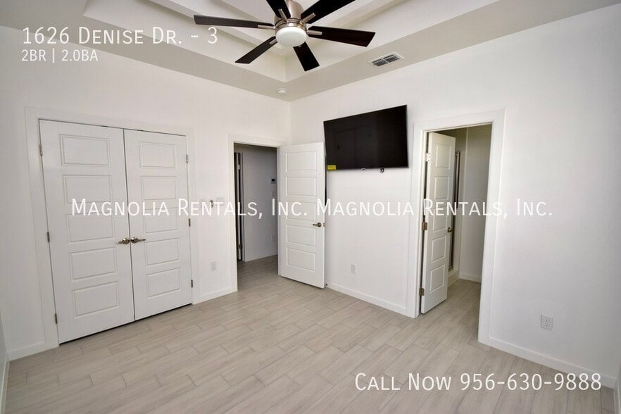Building Photo - 1626 W Denise Dr