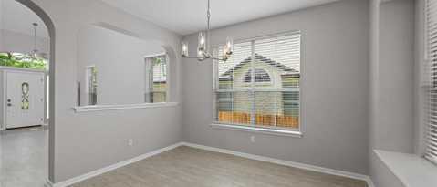 Building Photo - 10229 Beard Ave