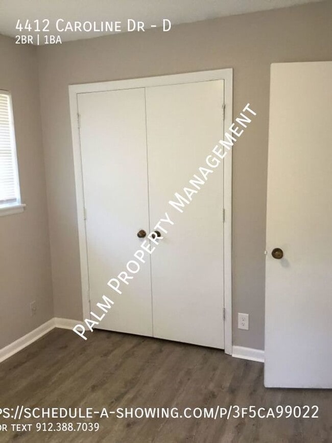 Building Photo - 4412 Caroline Dr