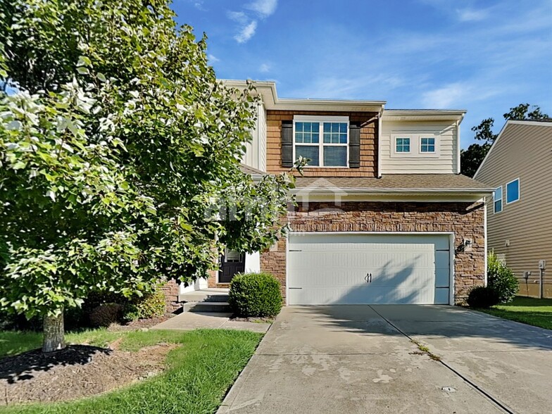Primary Photo - 1104 Wainscott Dr