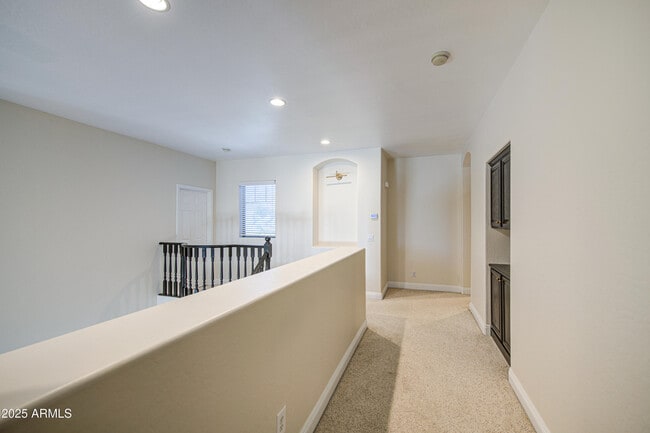 Building Photo - 4564 S Maverick Ct