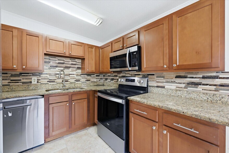 Building Photo - 3719 Papai Dr
