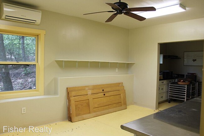 Building Photo - 3 br, 2.5 bath House - 243 Hard Times Ridge