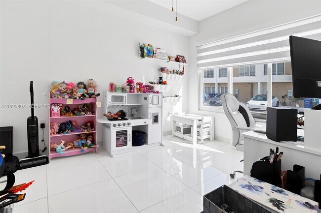 Building Photo - 25872 SW 139th Path