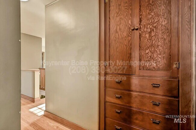 Building Photo - 1512 S Grant Ave