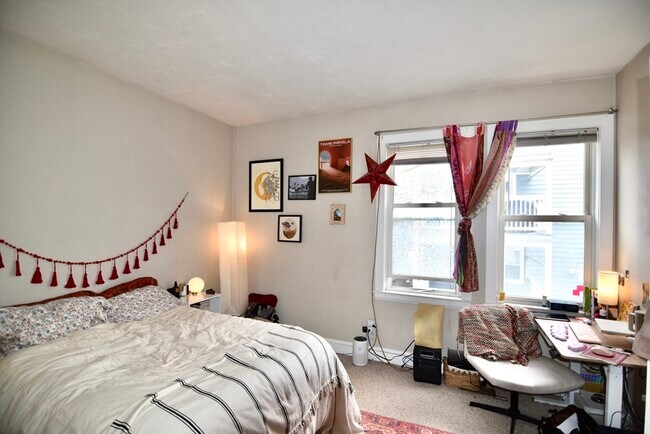 Building Photo - 5 Sea View Terrace