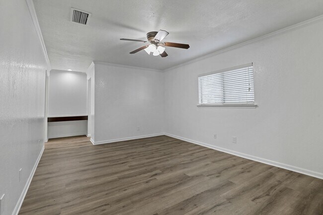 Building Photo - Excellent 3-2-2 Flower Mound Home located ...