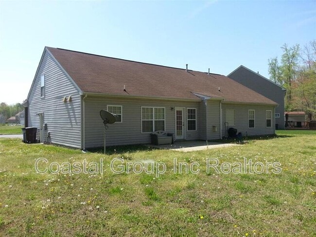 Building Photo - 620 Annaka Loop