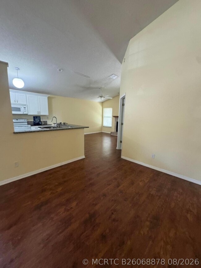 Building Photo - 12804 Maribou Cir