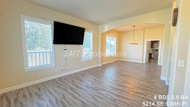 Building Photo - Charming 4 BD | 2.5 BA Home w/ Large Yard - Powellhurst-Gilbert