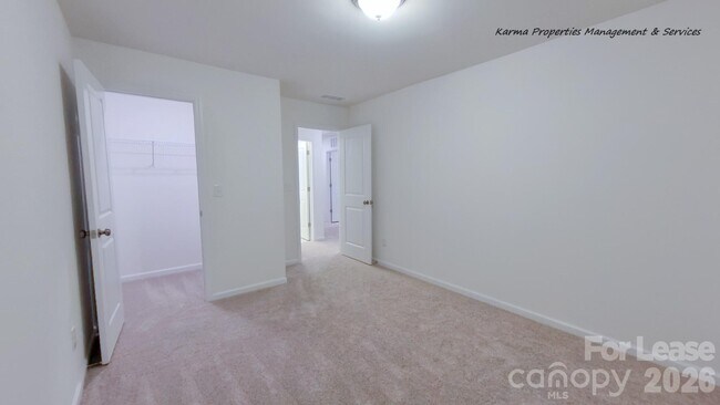 Building Photo - 785 Earhart St NW