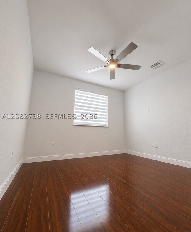 Building Photo - 14303 SW 159th Pl