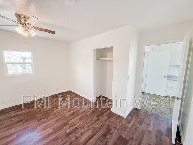 Building Photo - 9068 Main St