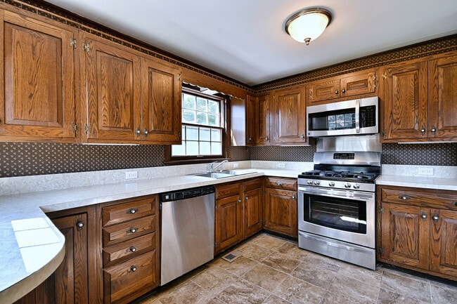 Building Photo - 2147 N 78th Ave