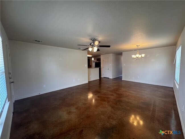 Building Photo - 1803 Indian Trail