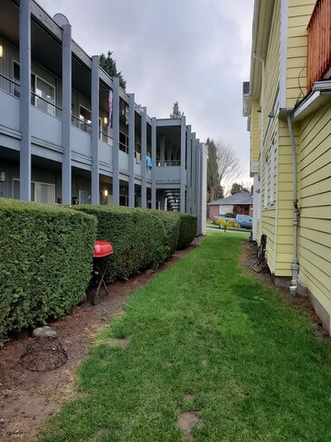 Courtyard - North Bay Villa