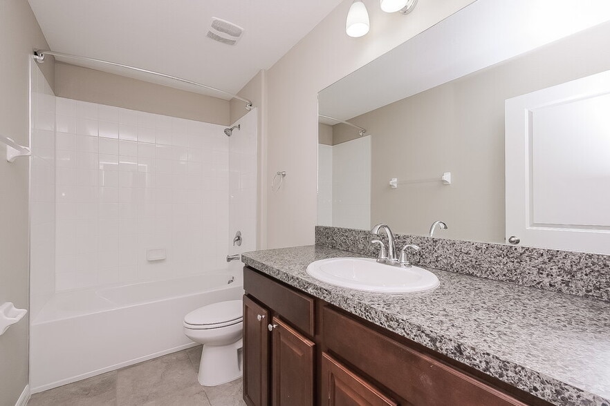 Building Photo - 4323 Globe Thistle Dr