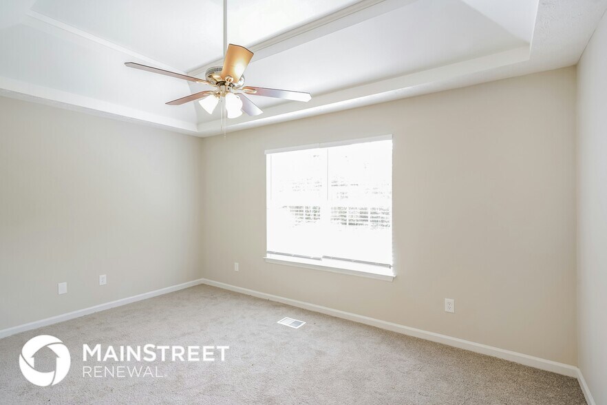 Building Photo - 204 Oxford Pl