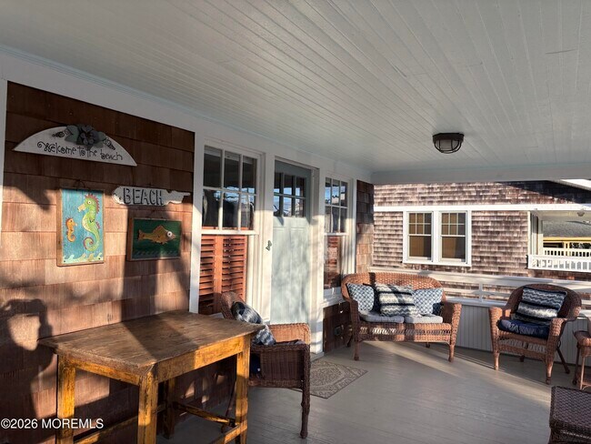 Building Photo - 54 Osborne Ave