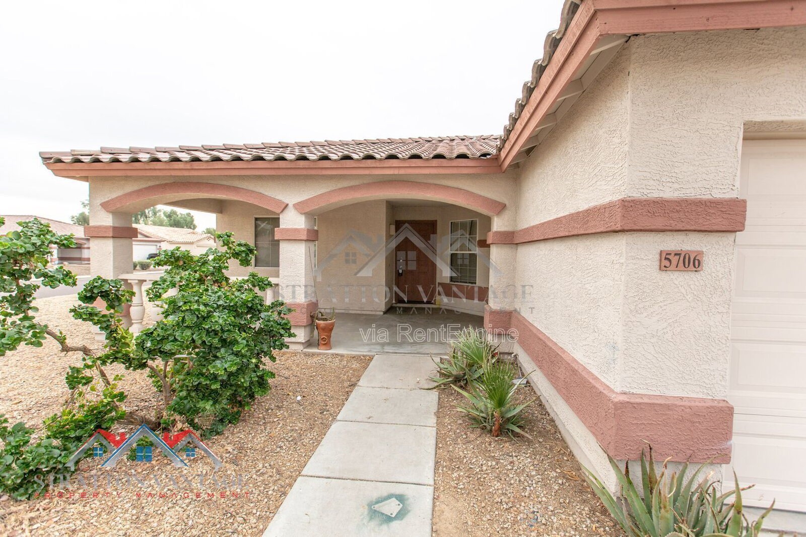 Building Photo - 5706 N 74th Dr