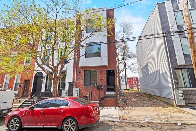 Building Photo - 2114 N 8th St