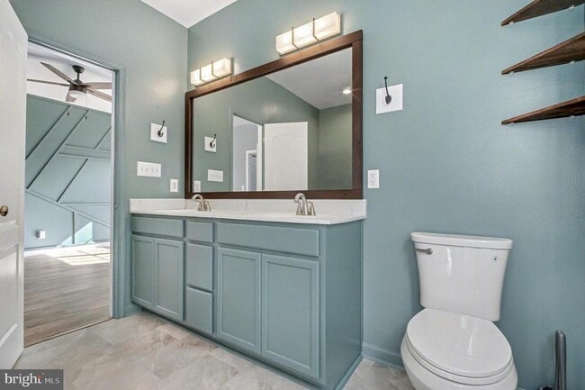 Building Photo - 8052 Buckthorne Run