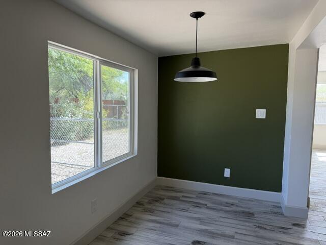 Building Photo - 1431 E Adelaide Dr