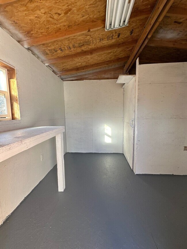 Building Photo - 5819 Winter Ave