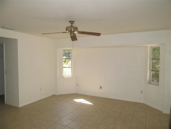 Building Photo - 23252 McQueeney Ave