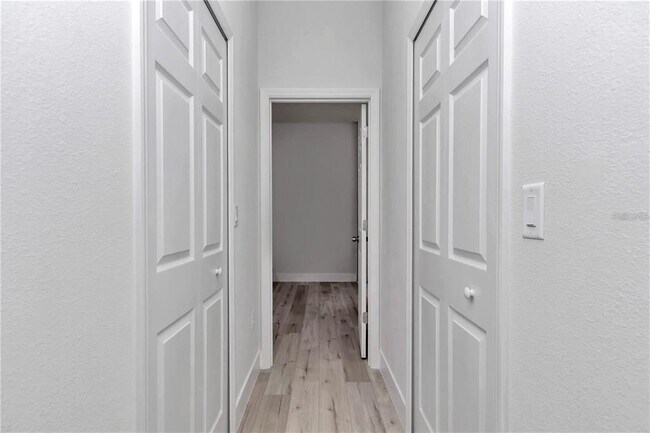 Building Photo - 586 Marion Oaks Trail