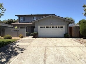 Building Photo - Charming Palo Alto Home with Beautiful Lan...