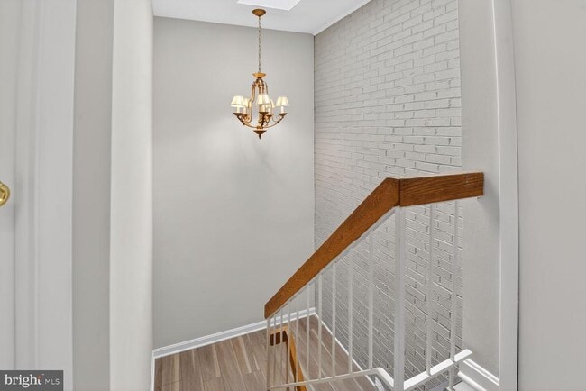 Building Photo - 2874 Sutton Oaks Ln