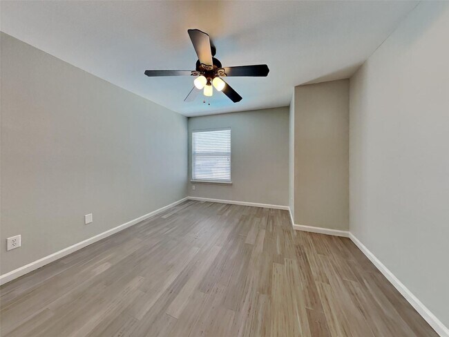 Building Photo - 5 BR/3BA | 3-Living areas | 2-Car Garage | Private Pool!