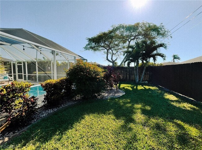 Building Photo - 408 SE 23rd Terrace