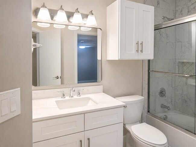 Building Photo - 956 Salt Pond Pl