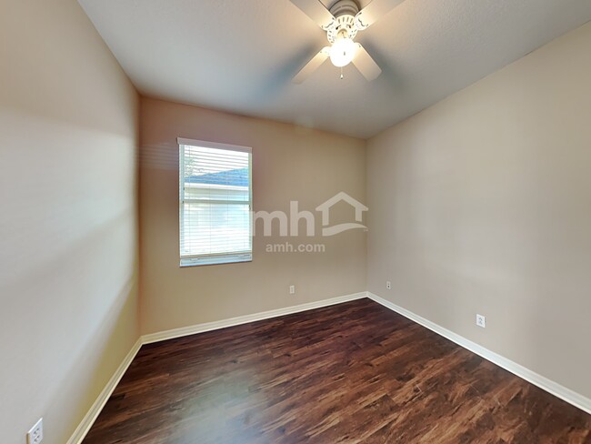 Building Photo - 12909 Cattail Shore Ln