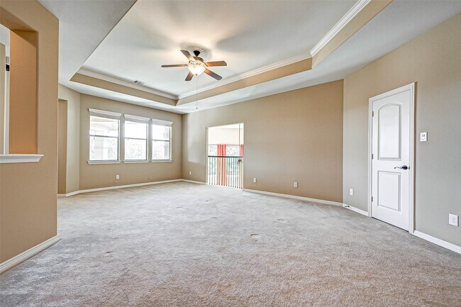 Building Photo - 2914 Cotswold Lane