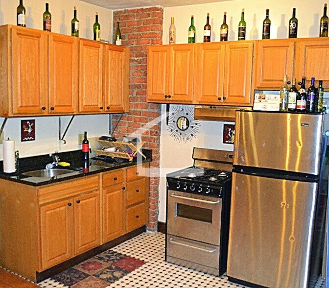 Primary Photo - 41 Long Ave