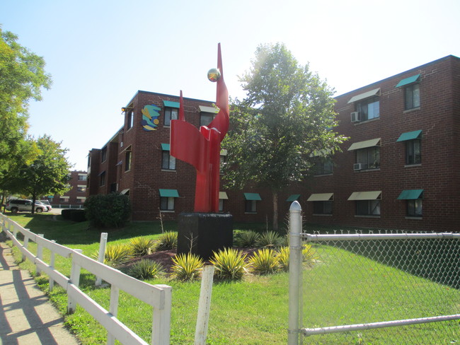 Front corner - The Arts Apartments at Music Hall