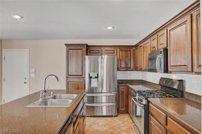 Building Photo - 2780 Kona Crest Ave